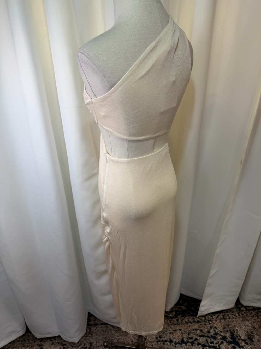 NWT MISHA ‘Arden’ Knotted One-Shoulder Midi Dress in “Pearl” / Cream Size 4 - Picture 11 of 16